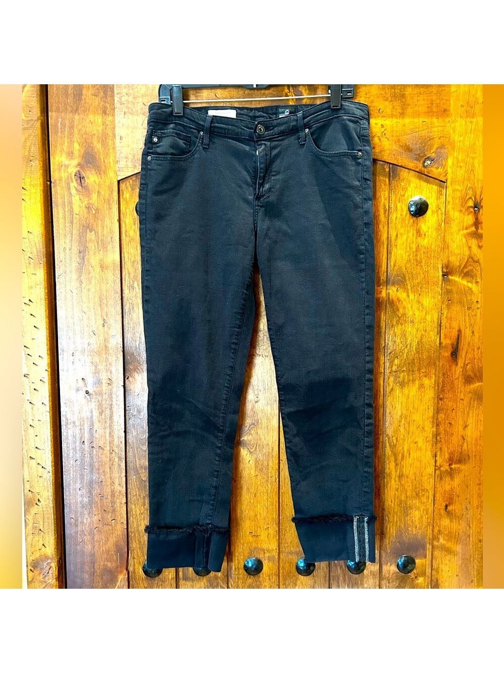 AG Adriano Goldshmied Black Cuffed Stretch Capri Jeans, Size 31
